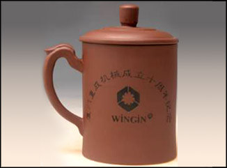 高風(fēng)亮節(jié)紫砂辦公杯