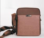 男士時(shí)裝包 