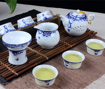 玲瓏瓷茶具